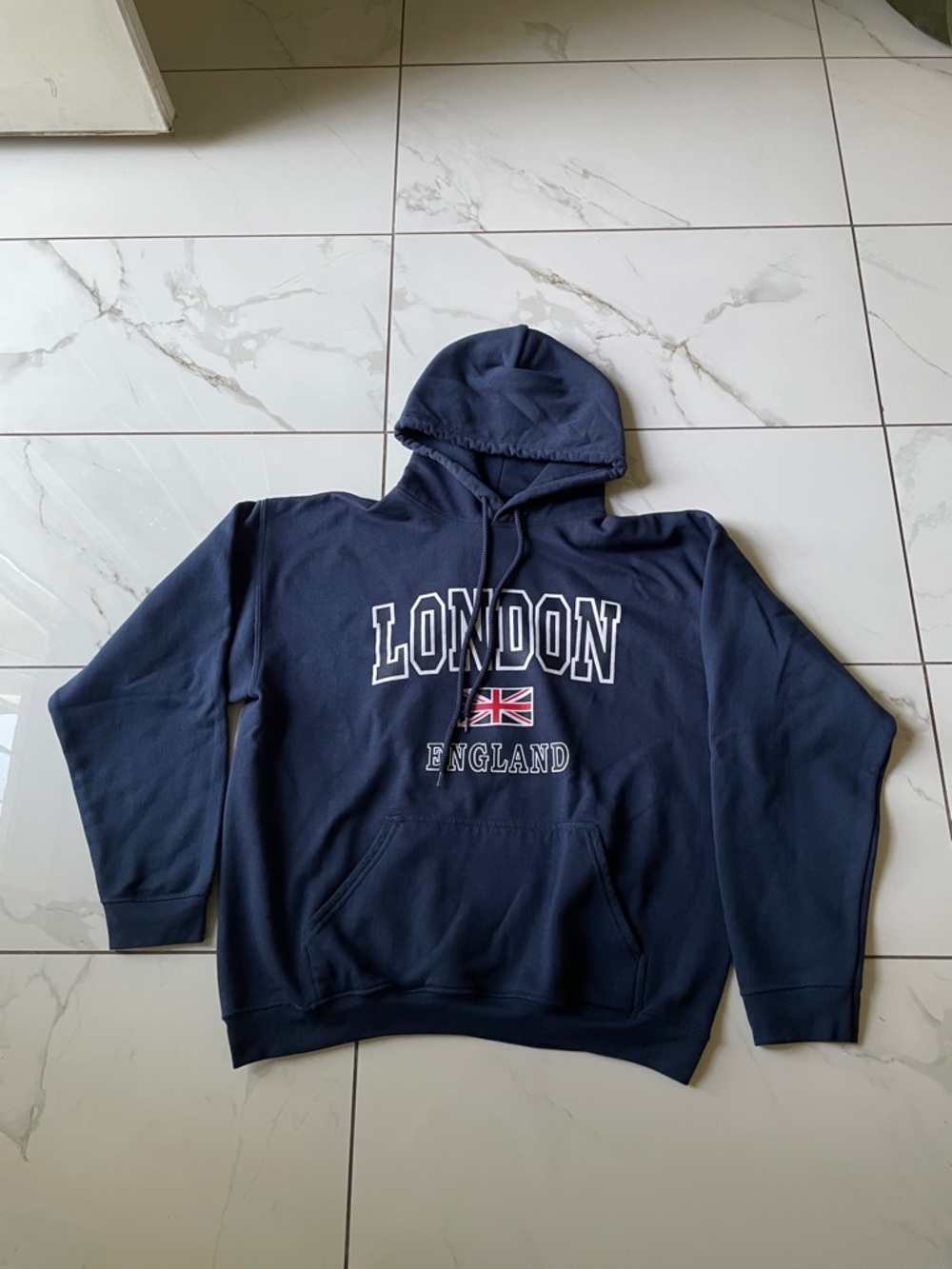 London England Navy Hoodie - Men's Pullover Sweatshirt